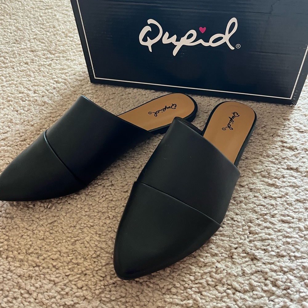 Qupid Flat Mules